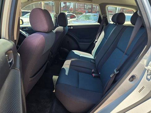 Used 2005 Toyota Matrix XR FWD image 18