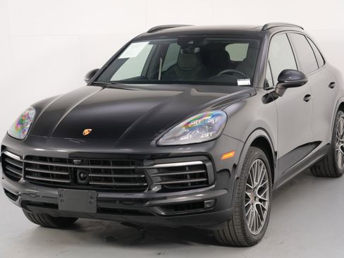 Used 2023 Porsche Cayenne S Platinum image 49