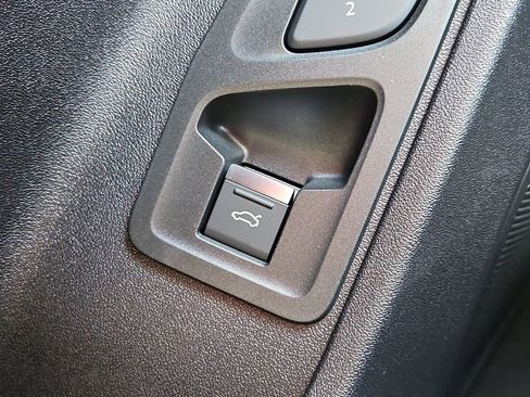New 2026 Audi Q3 quattro 2.0T AWD/4WD image 16