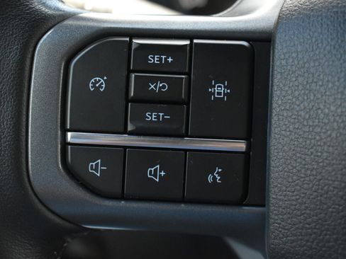 Used 2022 Ford F150 XLT w/ Equipment Group 302A High AWD/4WD image 19
