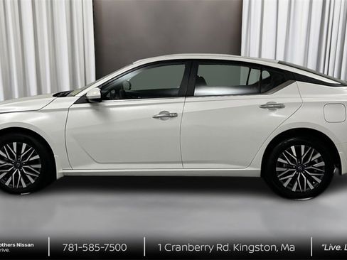 Certified 2023 Nissan Altima 2.5 SV image 8