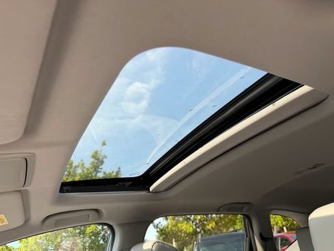 Used 2022 Honda CR-V EX-L image 24