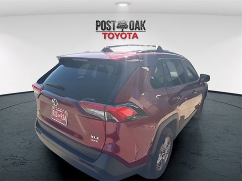 Used 2023 Toyota RAV4 XLE image 4