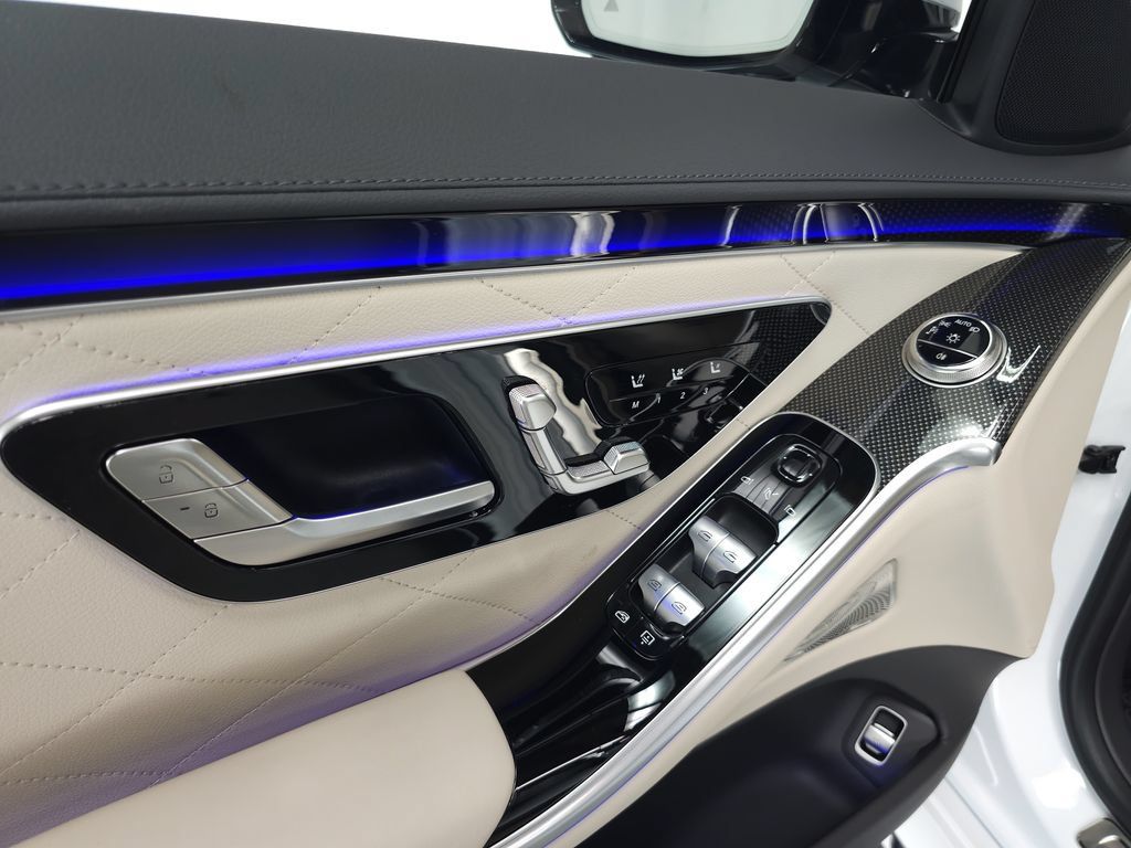 Certified 2025 Mercedes-Benz S 580 4MATIC Sedan image 6