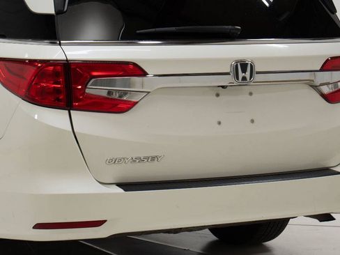 Used 2019 Honda Odyssey EX image 13