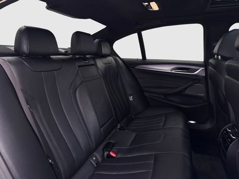 Used 2020 BMW 530i xDrive w/ M Sport Package image 45