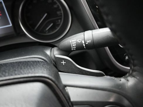 Used 2024 Toyota Camry SE image 23