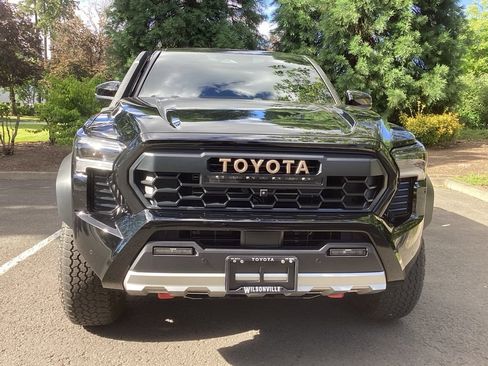 Used 2026 Toyota Tacoma 4x4 Double Cab Hybrid w/ Tow Tech Package image 9