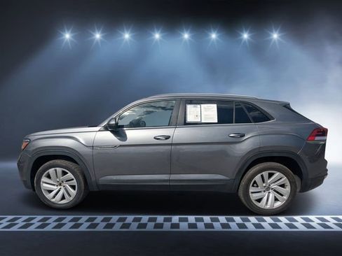 Used 2020 Volkswagen Atlas Cross Sport SE image 6
