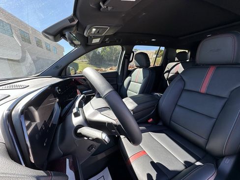 New 2026 Chevrolet Traverse RS image 17