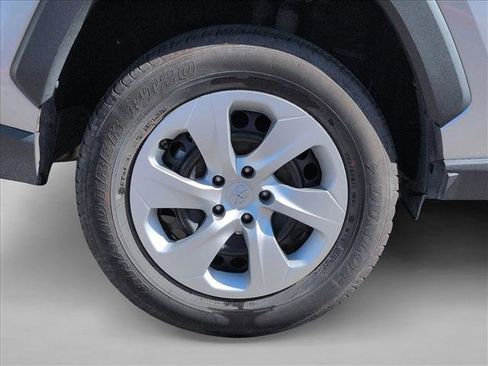 Used 2025 Toyota RAV4 LE image 12