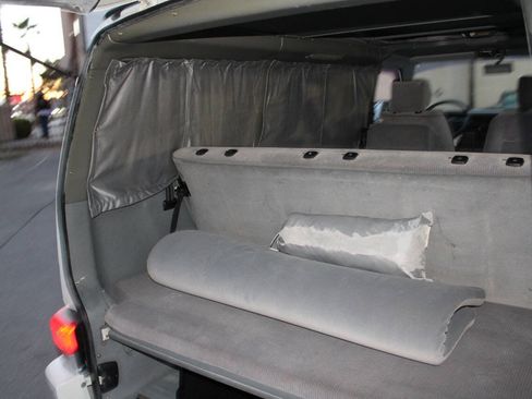 Used 1993 Volkswagen Eurovan MV FWD image 31