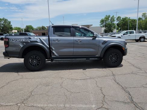 Used 2025 Ford Ranger Raptor AWD/4WD image 16