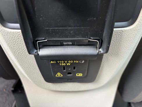Used 2019 Ford Escape Titanium AWD/4WD image 19