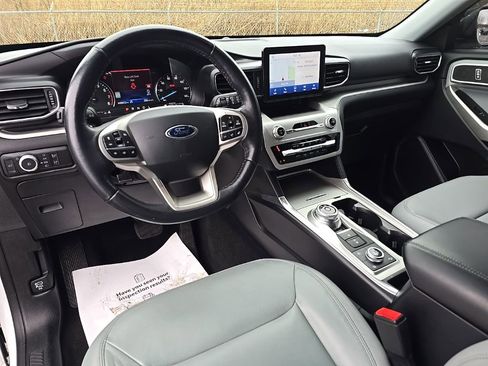 Used 2021 Ford Explorer XLT w/ Equipment Group 202A image 15