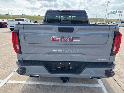 Used 2025 GMC Sierra 1500 Denali w/ Denali Reserve Package image 7