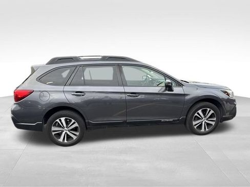 Used 2019 Subaru Outback 2.5i Limited AWD/4WD image 6