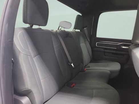 Used 2022 RAM 2500 Big Horn w/ Night Edition AWD/4WD image 17