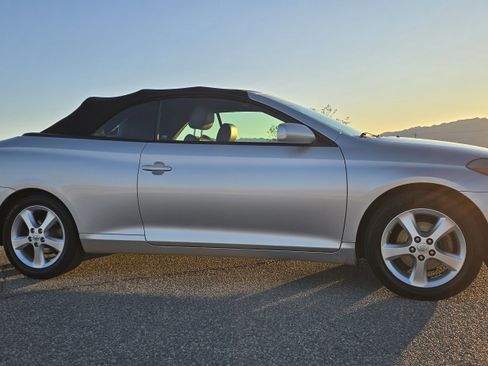 Used 2008 Toyota Solara SLE image 3