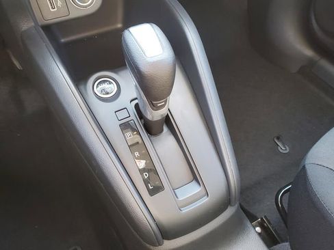 Certified 2025 Nissan Kicks Play S image 23