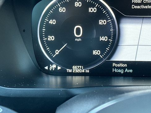 Used 2017 Volvo XC90 T8 Inscription w/ Vision Package image 28