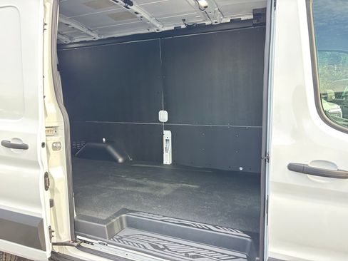 New 2026 Ford Transit 250 148 Medium Roof w/ Load Area Protection Package image 20