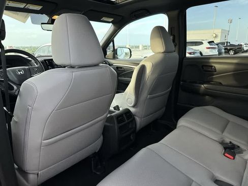 Used 2023 Honda Passport EX-L image 22
