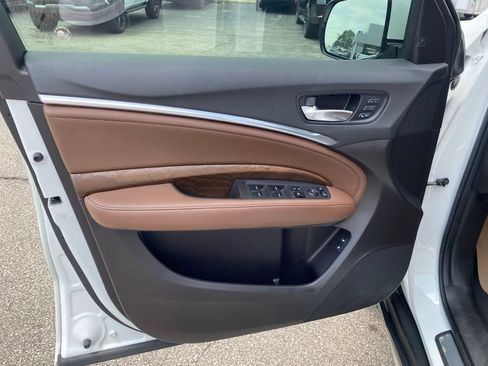 Used 2020 Acura MDX w/ Technology Package FWD image 9
