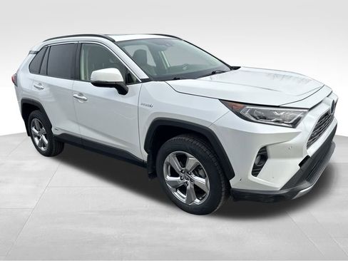 Used 2020 Toyota RAV4 Limited image 7