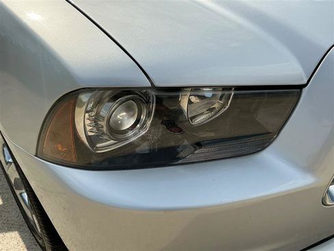 Used 2012 Dodge Charger R/T RWD image 17