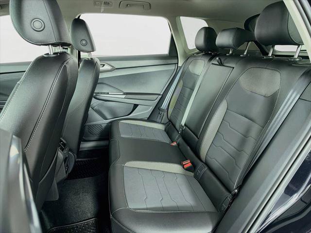 New 2027 Volkswagen Taos SE AWD/4WD image 24