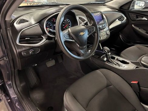 Used 2023 Chevrolet Malibu LT image 19