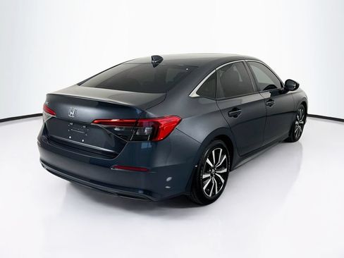 Certified 2024 Honda Civic EX image 5