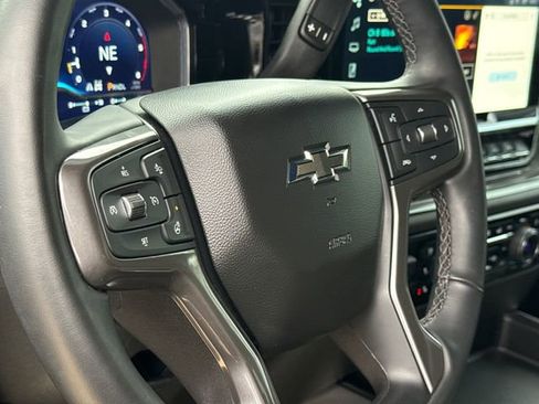 Used 2024 Chevrolet Silverado 2500 ZR2 w/ Technology Package image 20