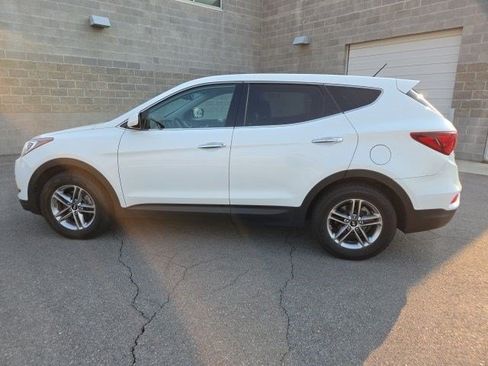 Used 2018 Hyundai Santa Fe Sport AWD/4WD image 7