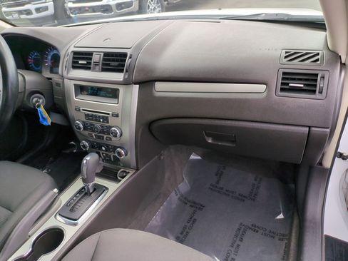 Used 2010 Ford Fusion SE image 30