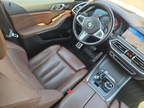 Used 2022 BMW X5 xDrive40i w/ M Sport Package AWD/4WD image 19