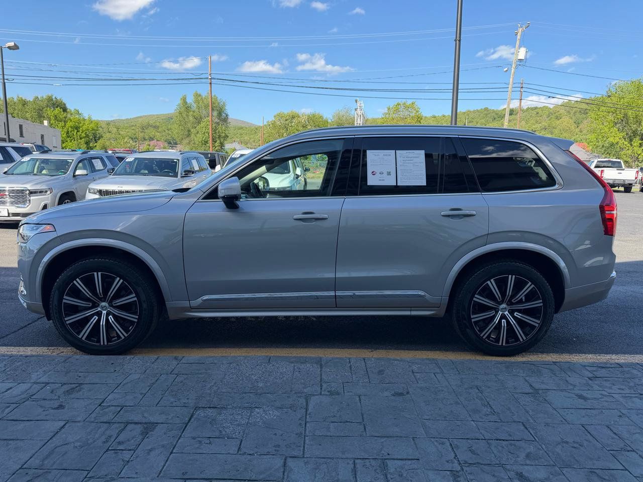 Used 2024 Volvo XC90 B5 Core w/ Protection Package Premier AWD/4WD image 5