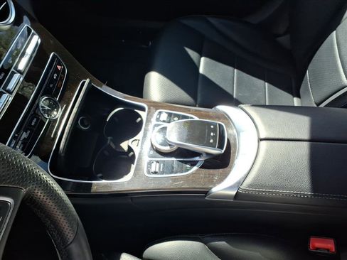 Used 2018 Mercedes-Benz C 300 4MATIC Sedan image 15