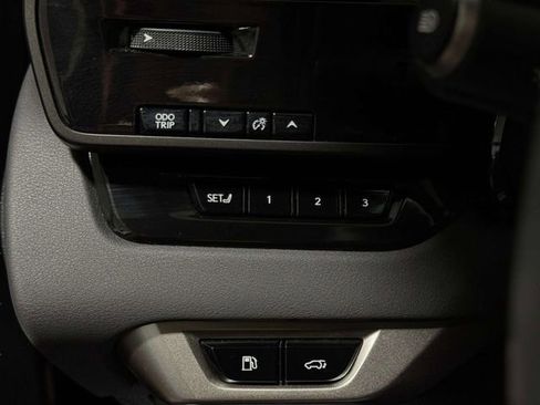 Used 2025 Lexus RX 350 AWD image 21