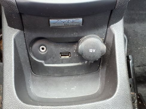 Used 2012 Ford Fiesta SE image 17