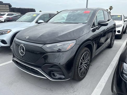 Used 2023 Mercedes-Benz EQE 350+ SUV image 2