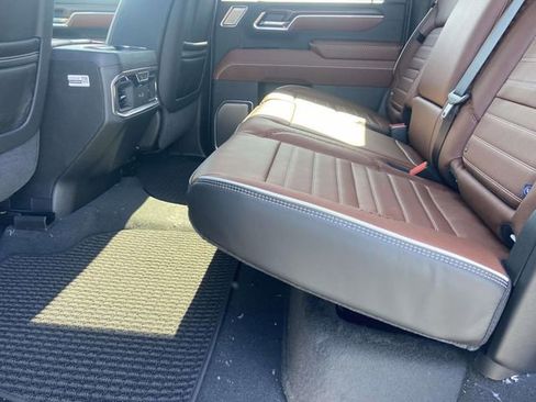 New 2026 GMC Sierra 2500 Denali Ultimate AWD/4WD image 10