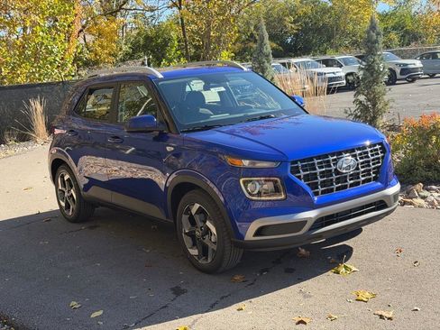 New 2026 Hyundai Venue SEL image 7