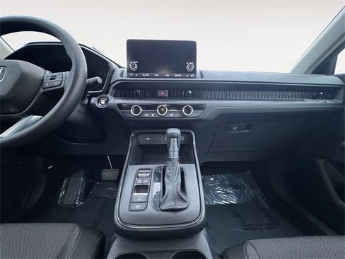 Used 2025 Honda CR-V LX image 11