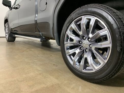 Used 2024 GMC Sierra 1500 Denali w/ Denali Reserve Package image 17