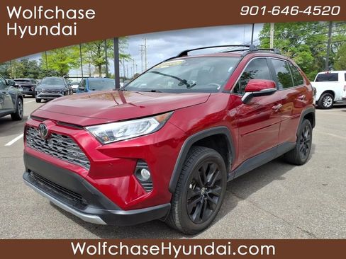 Used 2020 Toyota RAV4 Limited image 1