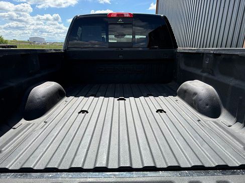 Used 2019 GMC Sierra 2500 Denali AWD/4WD image 11