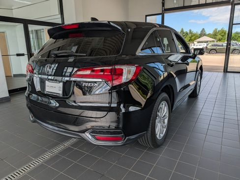 Used 2016 Acura RDX FWD w/ Technology Package image 2