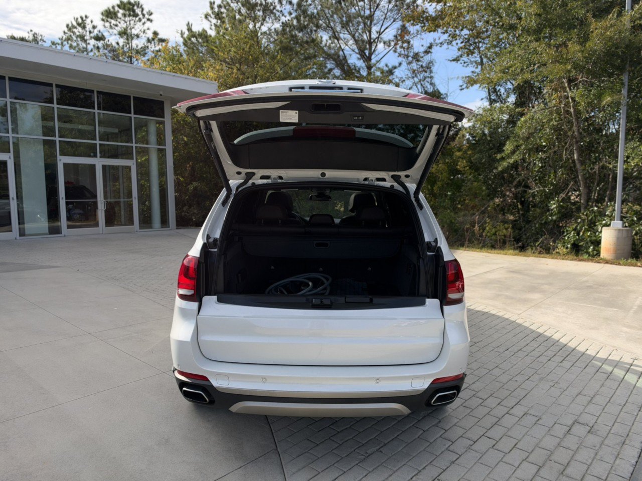 Used 2018 BMW X5 xDrive40e w/ Driving Assistance Package AWD/4WD image 11